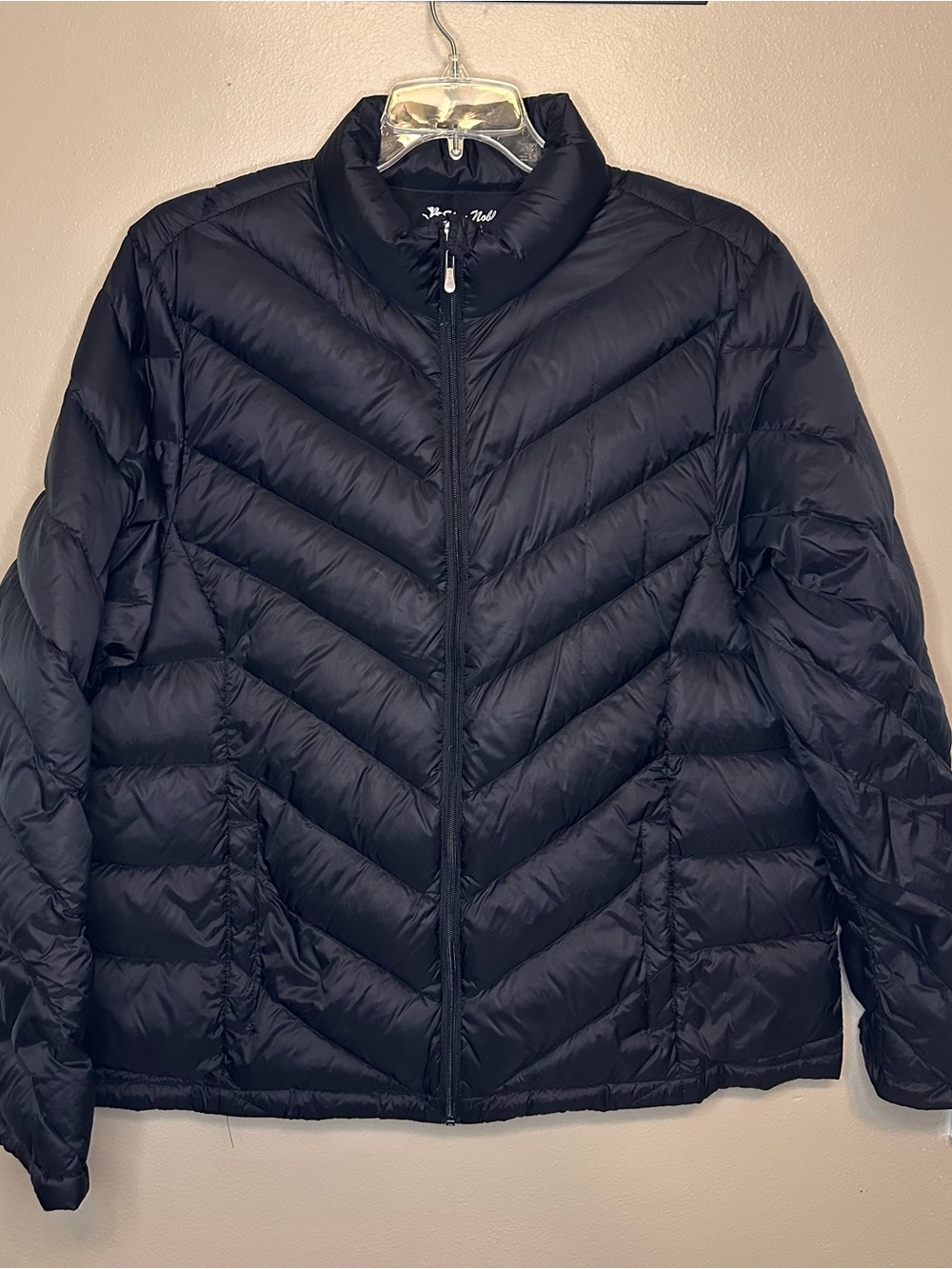 Elan Noble Lightweight Black Puffer Jacket - Women